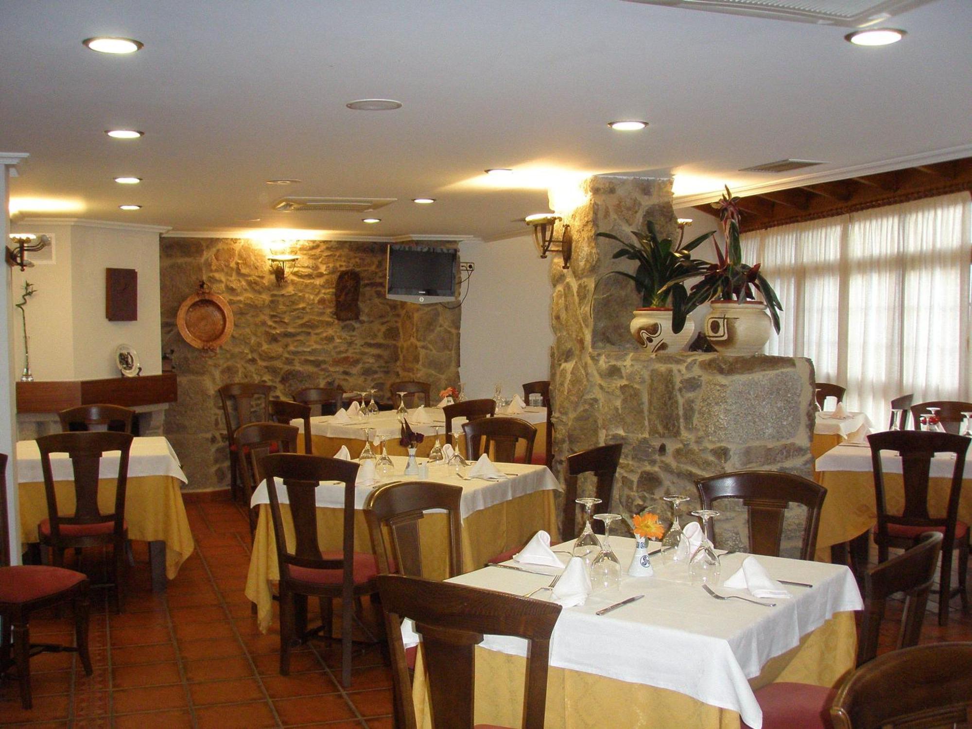 קסטרו קלדלאס Hotel Caldelas Sacra-Pension Rustica 3 Estrellas מראה חיצוני תמונה