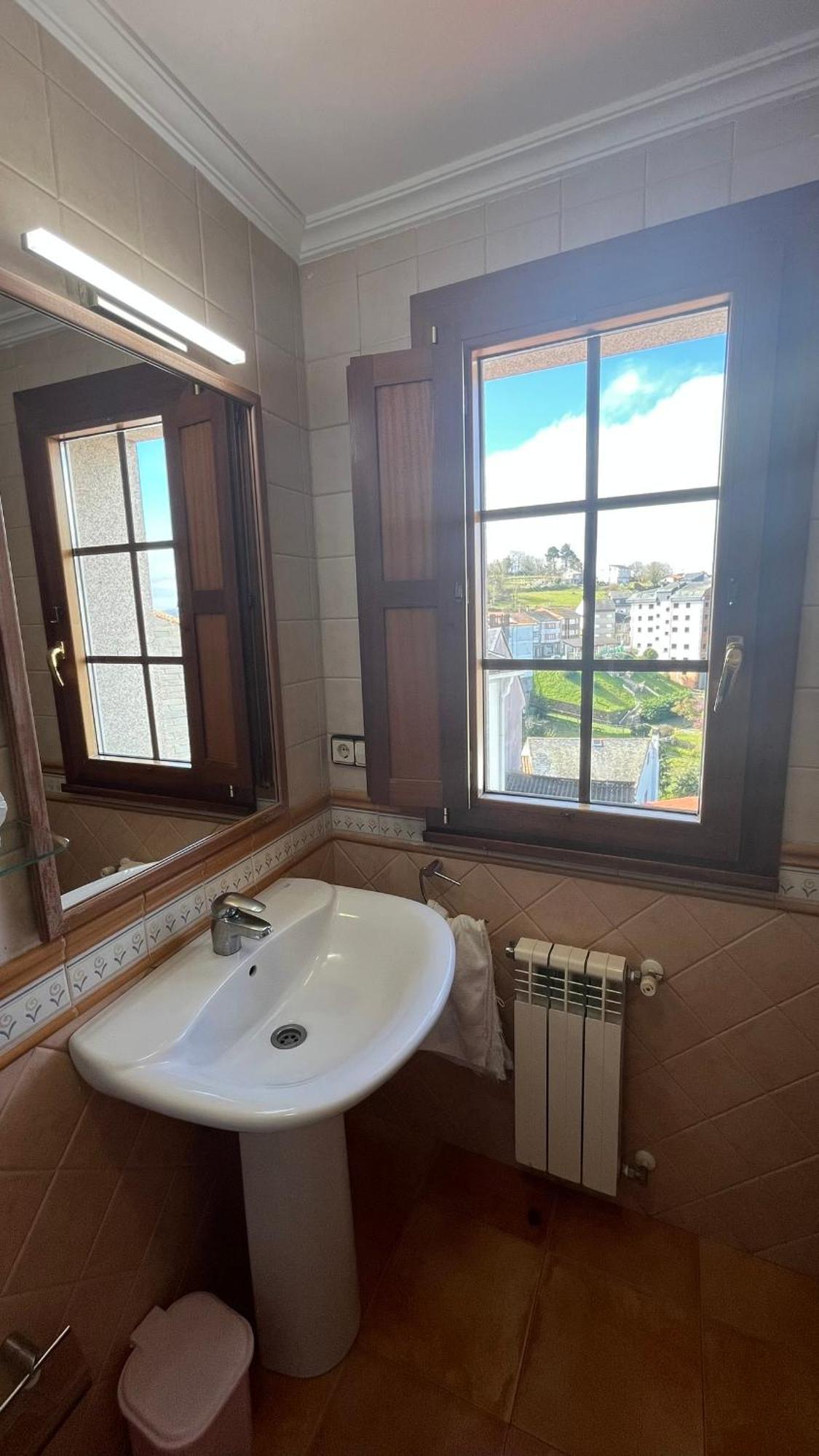 קסטרו קלדלאס Hotel Caldelas Sacra-Pension Rustica 3 Estrellas מראה חיצוני תמונה
