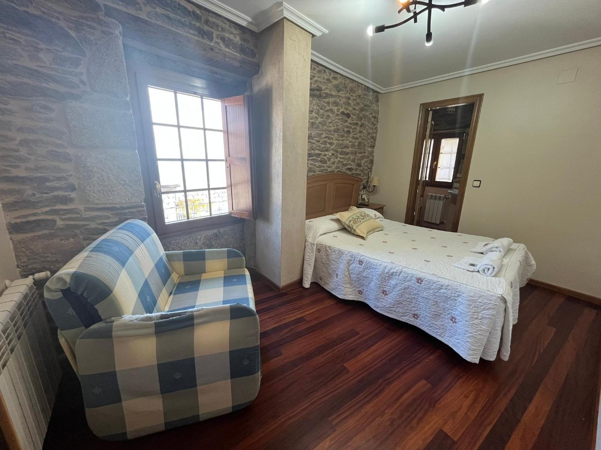 קסטרו קלדלאס Hotel Caldelas Sacra-Pension Rustica 3 Estrellas מראה חיצוני תמונה