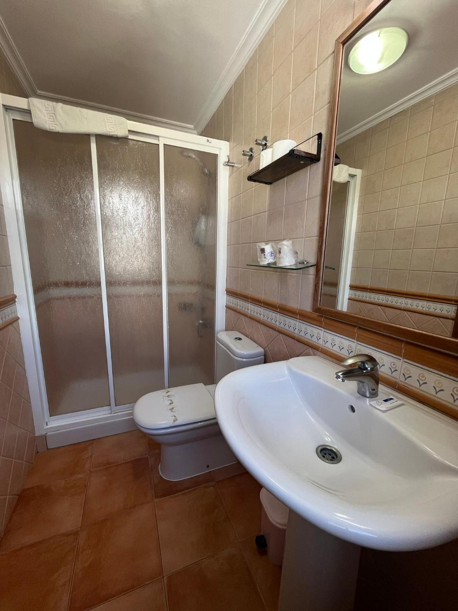 קסטרו קלדלאס Hotel Caldelas Sacra-Pension Rustica 3 Estrellas מראה חיצוני תמונה