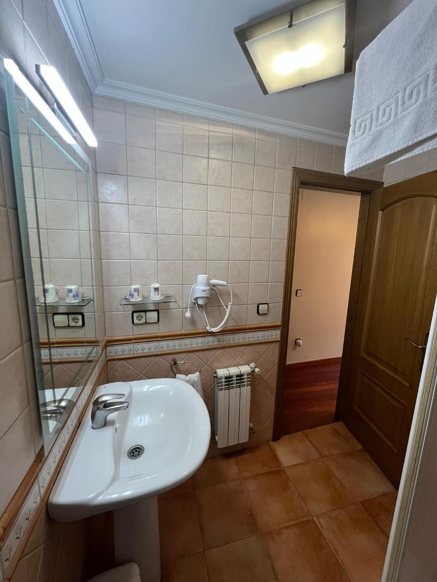 קסטרו קלדלאס Hotel Caldelas Sacra-Pension Rustica 3 Estrellas מראה חיצוני תמונה